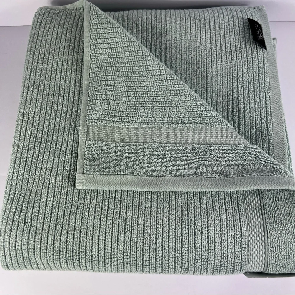 Hotel Balfour Bath Towels Set of 2 Sage Green Soft 100% Turkish Cotton NEW